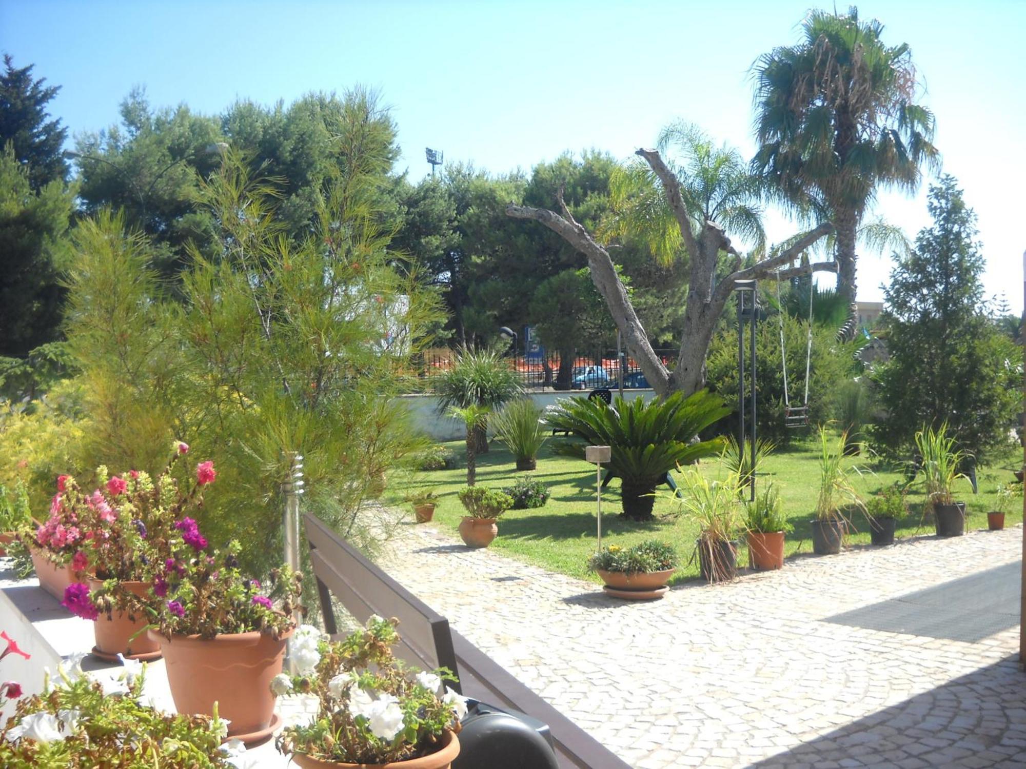 מלנדוניו B & B Paradise מראה חיצוני תמונה