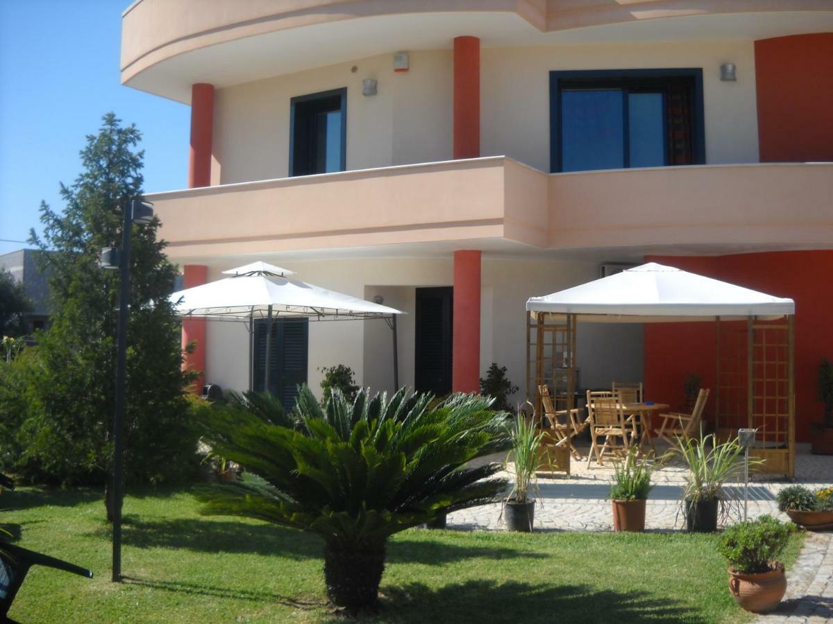 מלנדוניו B & B Paradise מראה חיצוני תמונה