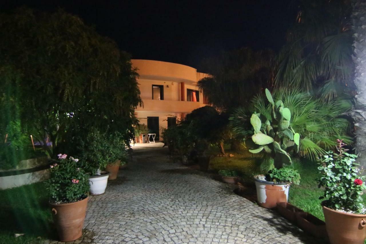 מלנדוניו B & B Paradise מראה חיצוני תמונה